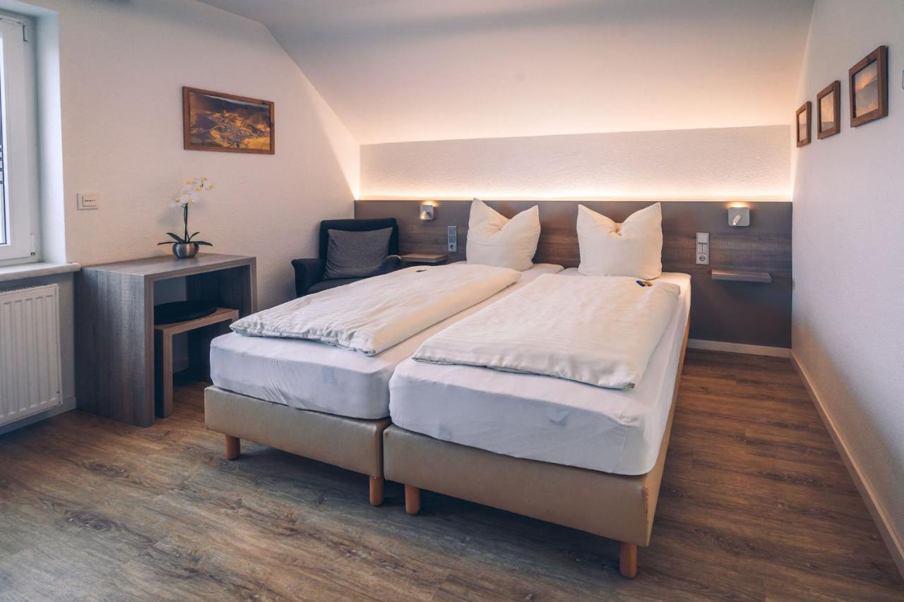 Hotel Kalenborner Hoehe Buitenkant foto
